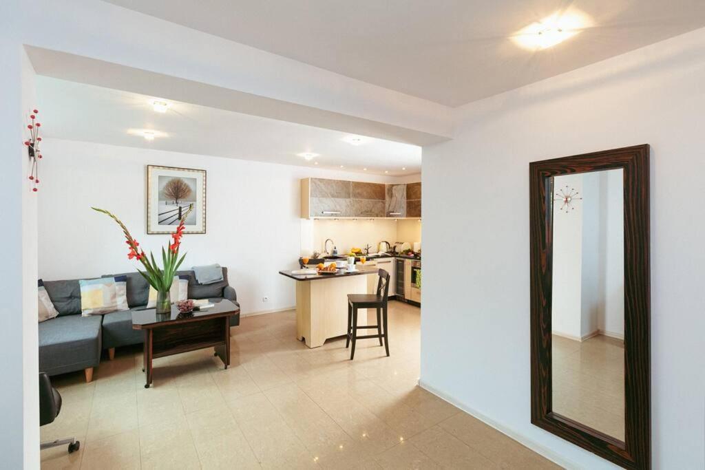 Apartment In The Heart Of Warsaw! Εξωτερικό φωτογραφία