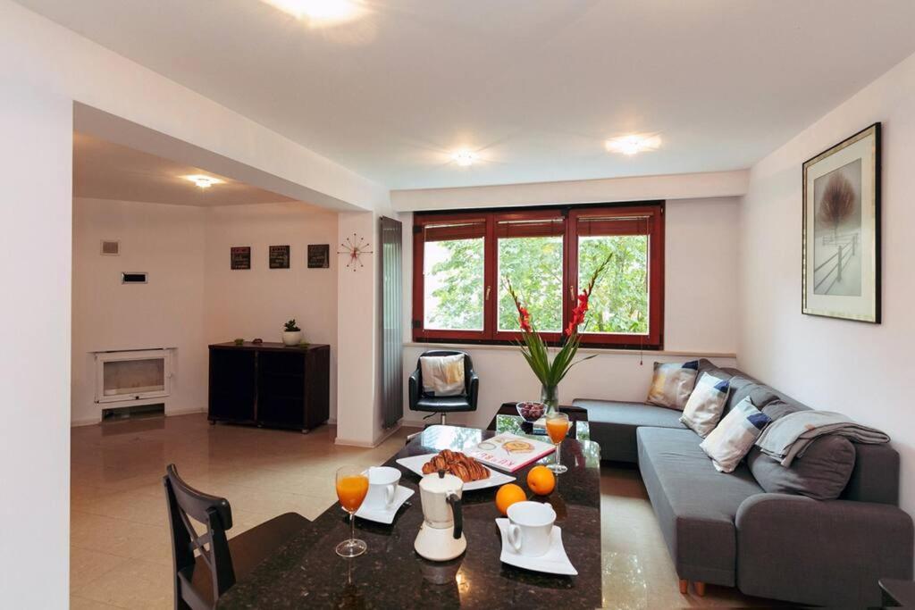 Apartment In The Heart Of Warsaw! Εξωτερικό φωτογραφία